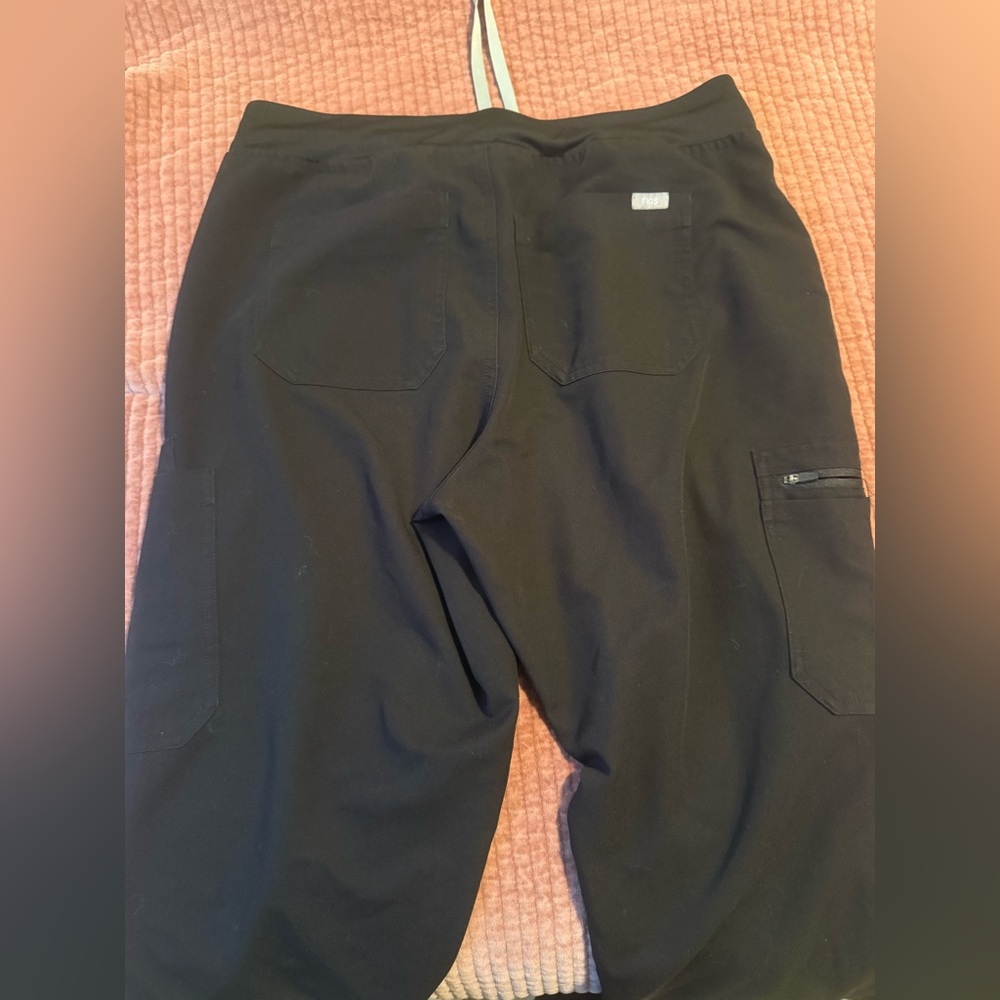 Figs Yola skinny scrub pants - Picture 3 of 3